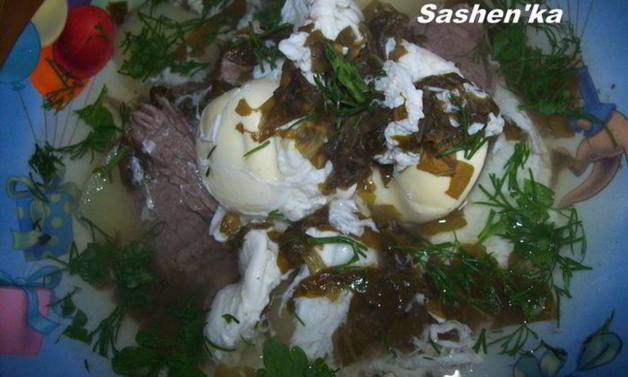 Рецепт диетические щавелевые щи с яйцами пашот