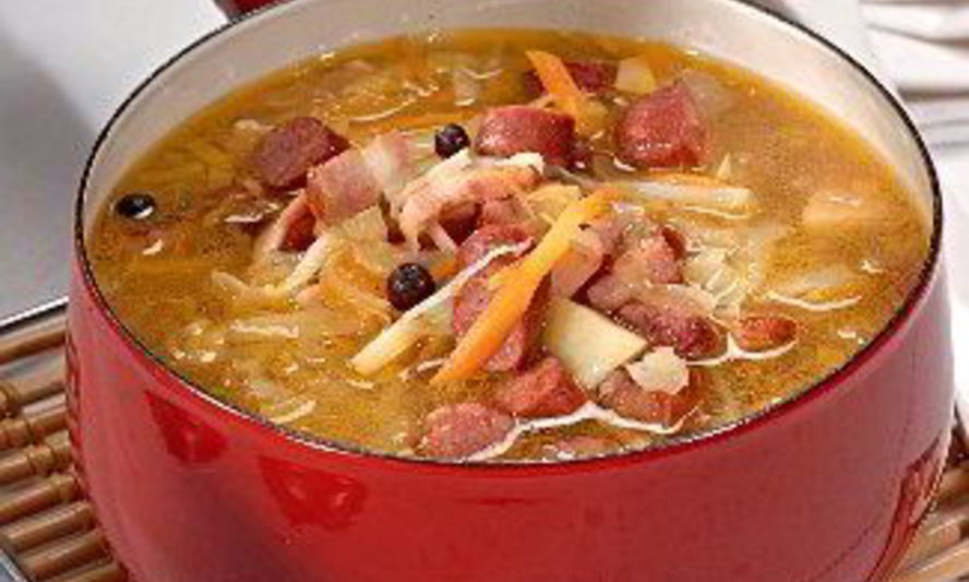 Рецепт кислые щи с копченостями