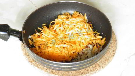 постные щи с фасолью, консервированной и капустой