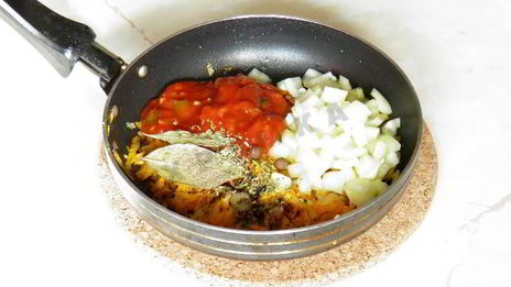 постные щи с фасолью, консервированной и капустой