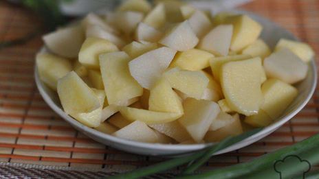 щавелевые щи с яйцом на курином бульоне