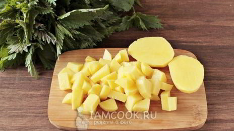 щи из крапивы с яйцом