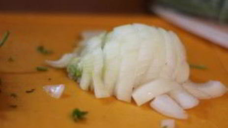 щи из щавеля с крапивой