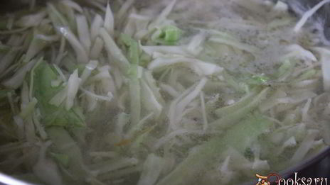 щи из свежей капусты с нутом