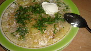 Щи кислые на курином бульоне