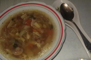 Щи на курином бульоне с шампиньонами