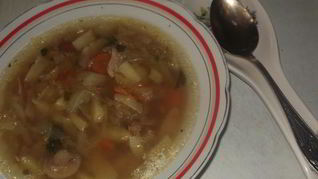 Щи на курином бульоне с шампиньонами