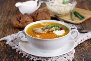 Щи на мясном бульоне