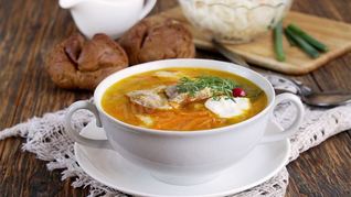 Щи на мясном бульоне