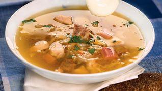 Щи петровские из квашеной капусты