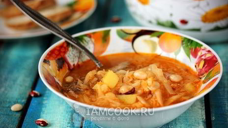 щи с фасолью и желудками индейки