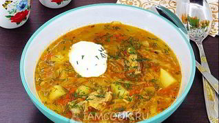 Щи с рыбными консервами в мультиварке