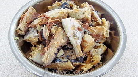 щи с рыбными консервами в мультиварке