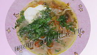 Щи с сельдереем и томатами