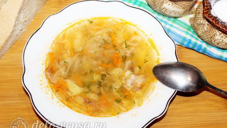 щи с тушенкой