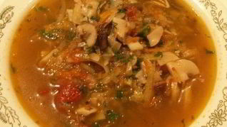 Домашняя грибная солянка