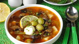 Грибная солянка с картошкой