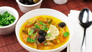 Грибная солянка в мультиварке Редмонд