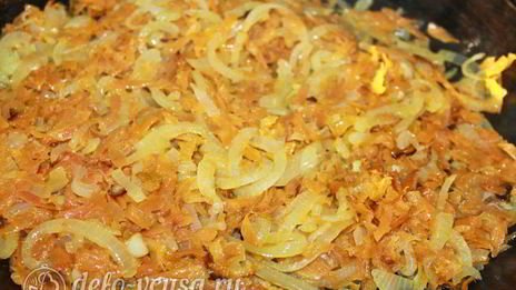 мясная солянка с колбасами