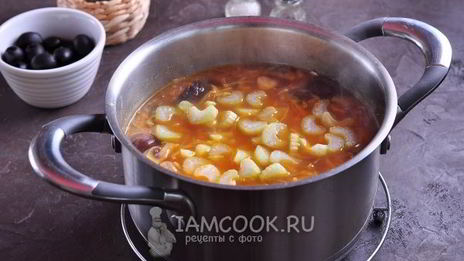 постная солянка с фасолью