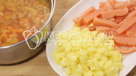 рыбная солянка и семгой и оливками