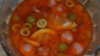 Солянка из сосисок