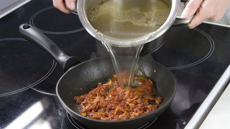 солянка с грудинкой