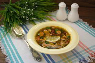 Солянка с сосисками