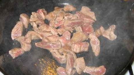 солянка в горшочке