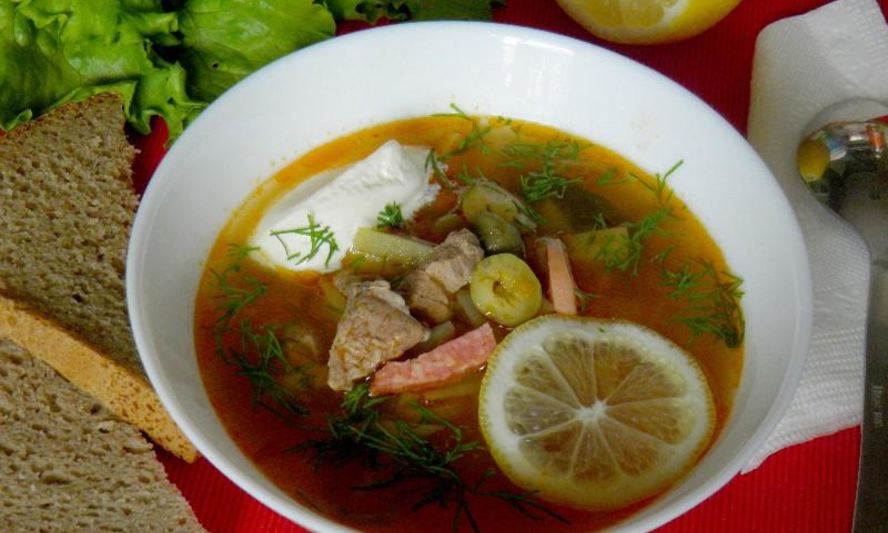 Рецепт суп солянка с оливками и колбасой