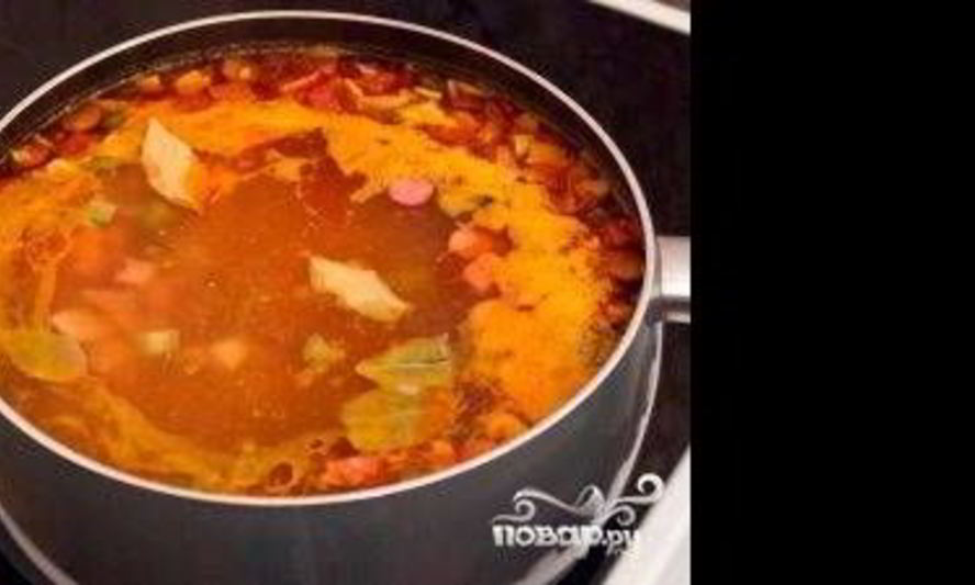 Рецепт суп-солянка с сосисками