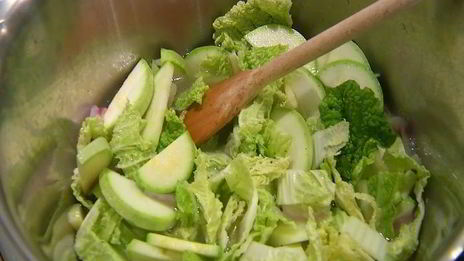 суп из кабачков и пекинской капусты