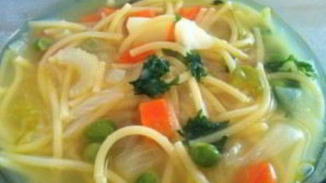 суп из овощей с лапшой