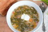 Суп из щавеля с тушенкой