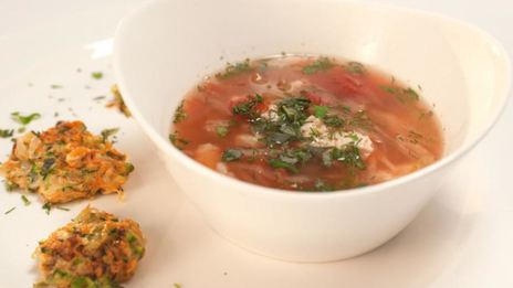 суп из сельдерея и оладьи из цукини