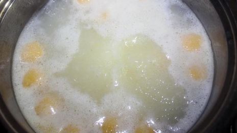 суп из шпината с сырными шариками