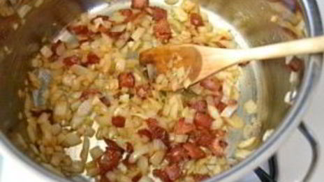 гороховый суп-пюре с беконом и картофелем