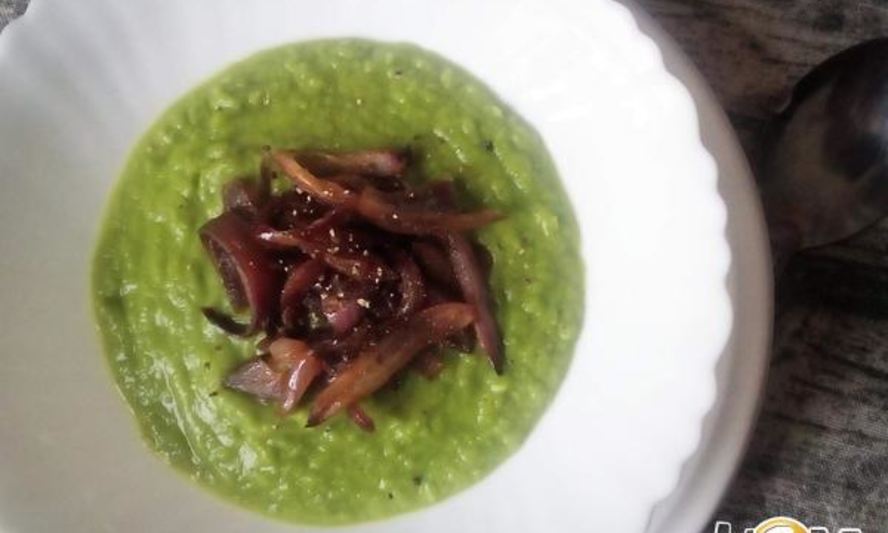 Рецепт гороховый суп-пюре с красным луком