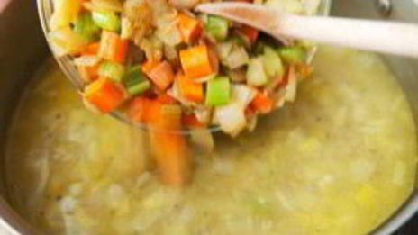 гороховый суп-пюре с сухариками