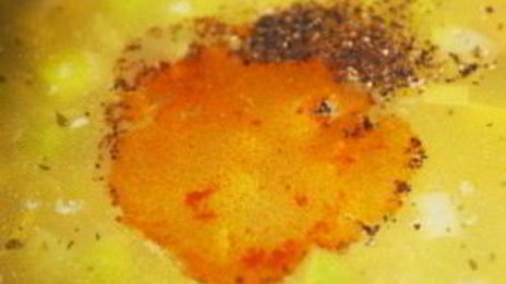 гороховый суп-пюре с сухариками