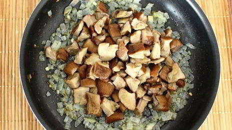 грибной суп-пюре из замороженных грибов