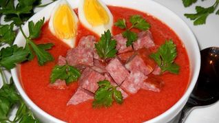 Холодный томатный суп-пюре Сальморехо