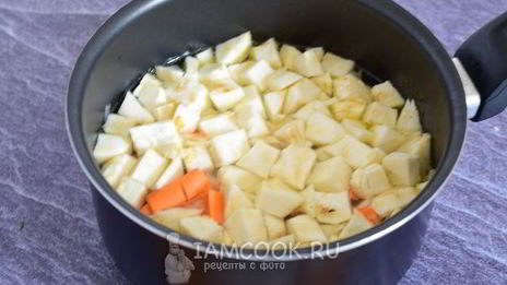 сливочный суп-пюре из корневого сельдерея