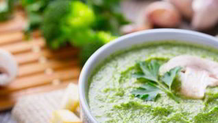 Суп-пюре из брокколи с грибами