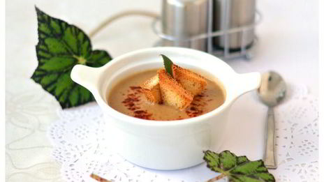 суп-пюре из чечевицы и золотистых овощей