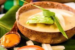 Суп-пюре из картофеля с авокадо