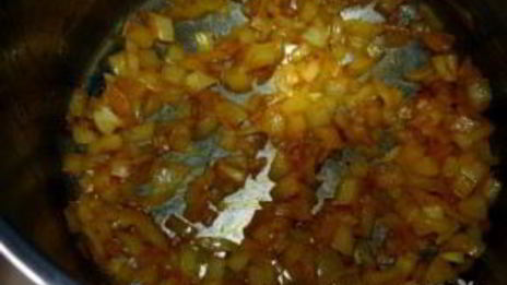 суп-пюре из цветной капусты с куркумой