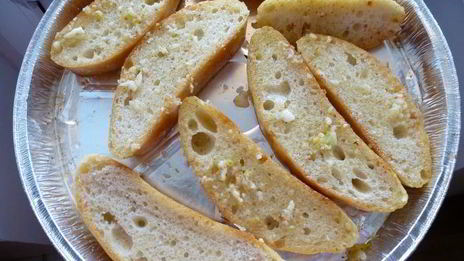 тыквенный суп-пюре с чесночными гренками