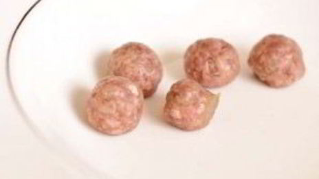 суп с фрикадельками из говяжего фарша