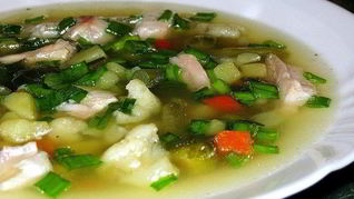 Суп с цветной капустой и горошком